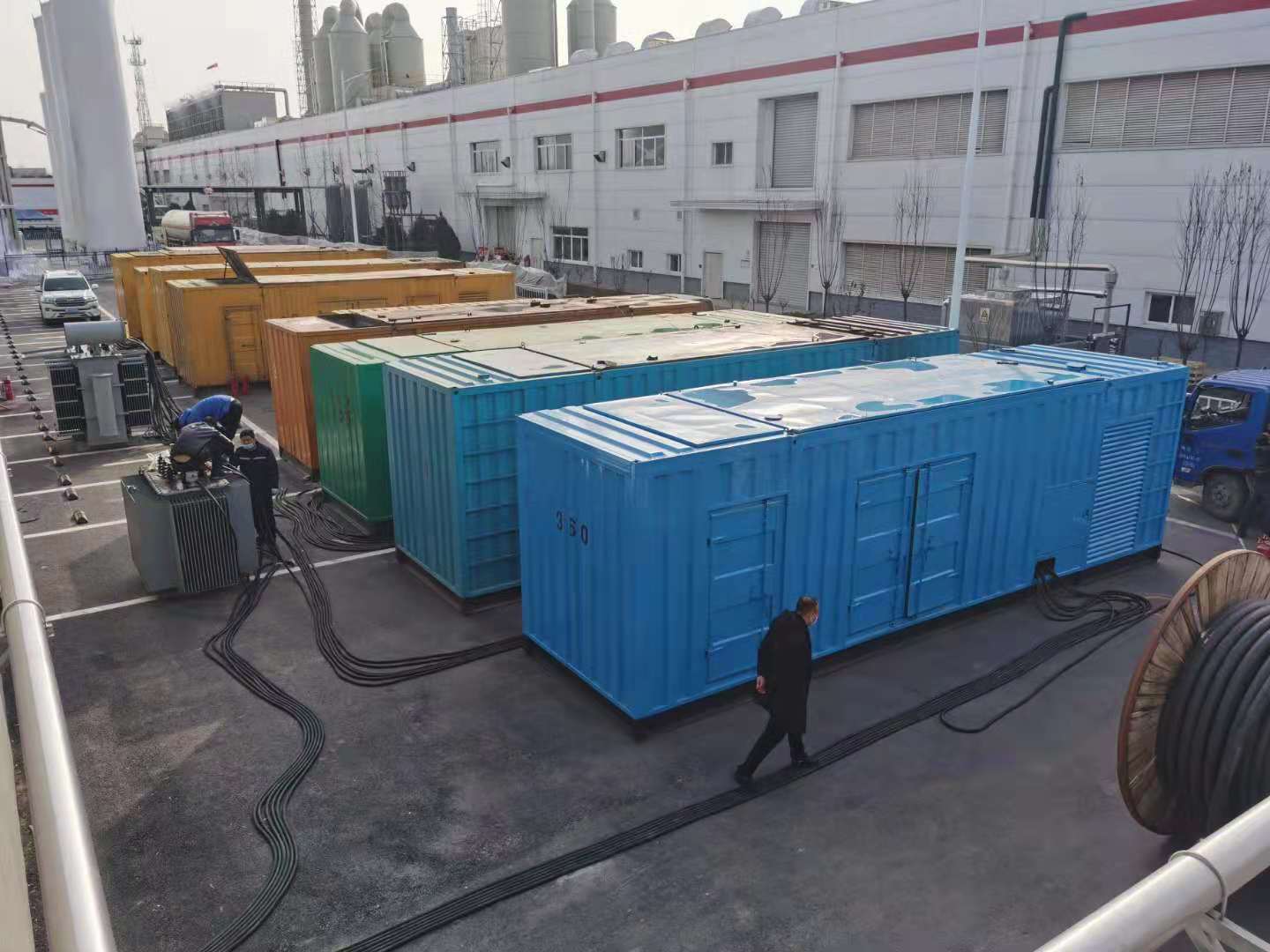 米脂发电机出租-两相发电机与三相发电机有何区别?